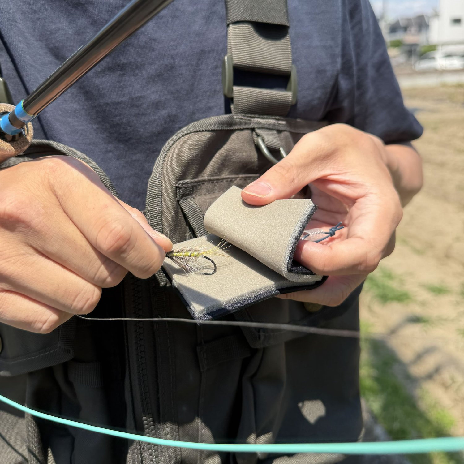 フライフックシャープナー 使用イメージ2