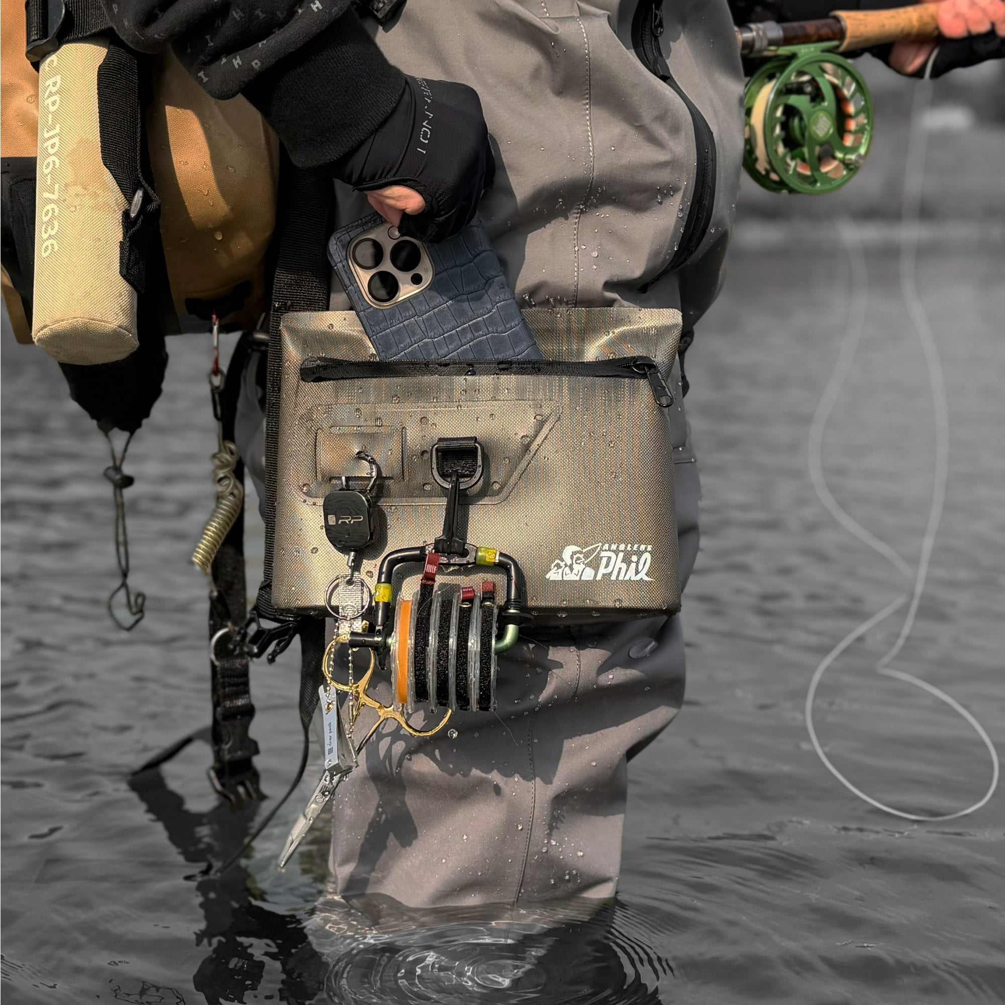 Close-up of the 840D TPU-coated waterproof pouch with water-resistant zipper